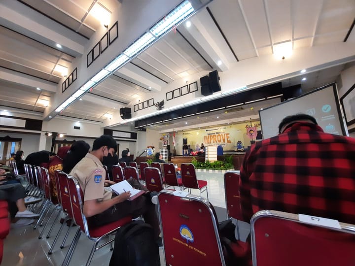Comminfest 2023: Digital Literacy to Improve Communication Skill